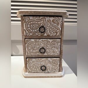 Small Wooden Drawers / Jewelry Organizer